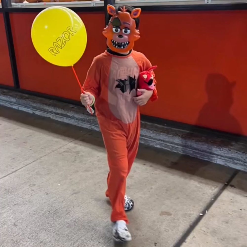 FIVE NUGHTS AT FREDDY’S FOXY COSTUME